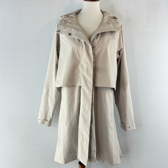 Athleta Edgewater Light Khaki Hooded Rain Jacket - Picture 3 of 16